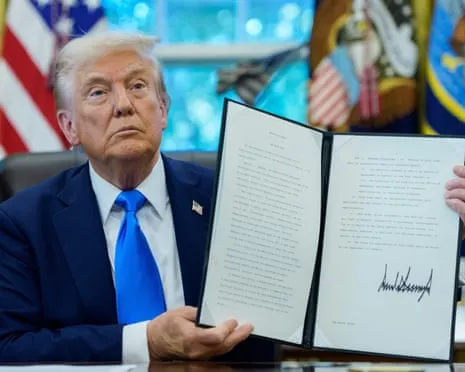 Trump Issues Executive Order Introducing Yearly $100,000 Fee on H-1B Visas
